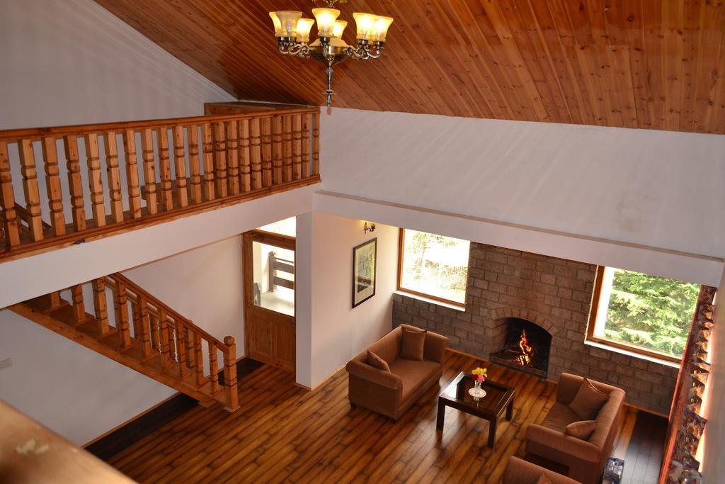 Hotel Delfryn Manāli Buitenkant foto