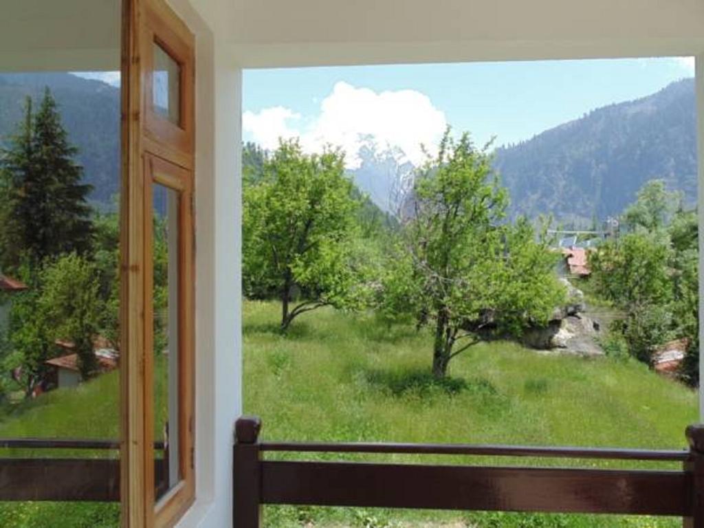 Hotel Delfryn Manāli Buitenkant foto